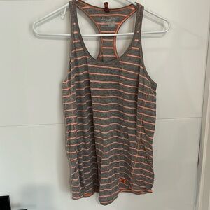 Under Armour tank top semi fitted